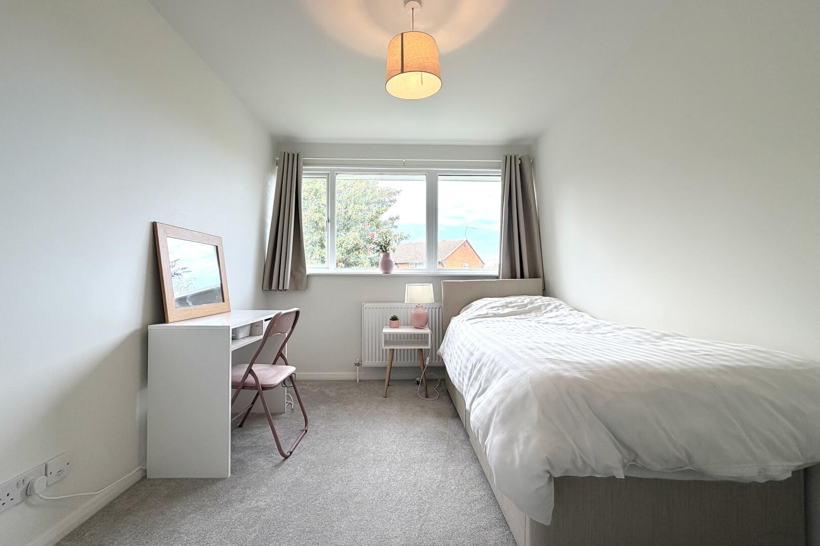 Ferndale Close, Hagley, Stourbridge